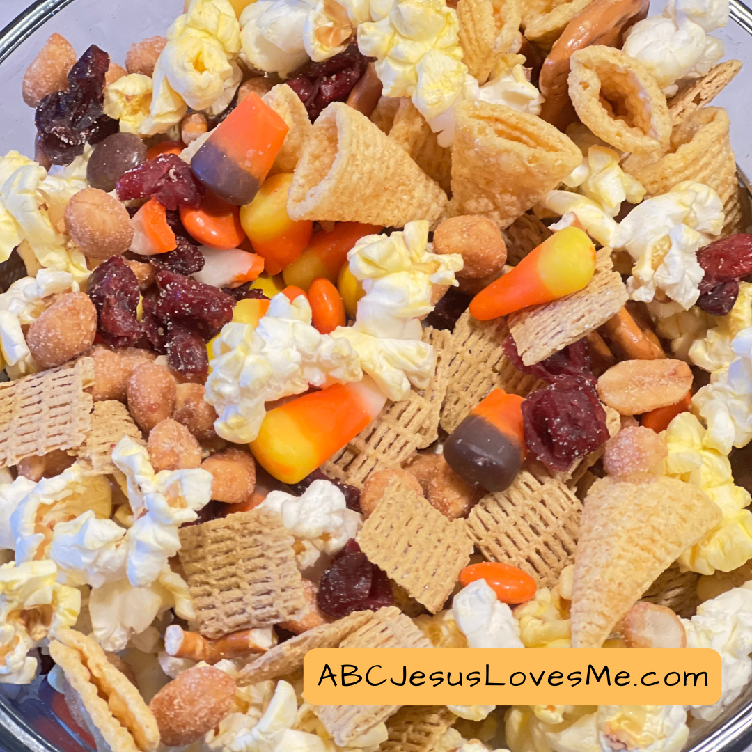 Thanksgiving Snack Mix